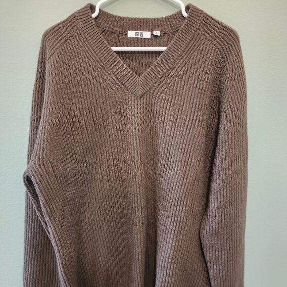 Uniqlo Knitted Brown Wool Sweater Size M - Picture 1 of 6